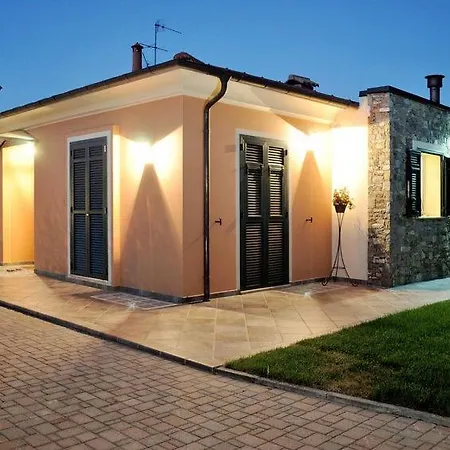 Sleeps 7 Pool Air Con Wifi Дом отдыха *